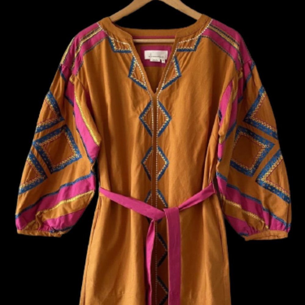 Anthropologie | Embroidered Tunic | Size M NWT